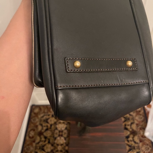 Dooney and Bourke genuine leather purse - Picture 11 of 14